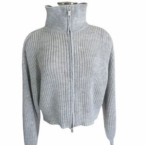 Almost Famous Women’s Light Gray Zip Up High Neck Sweater Size Large